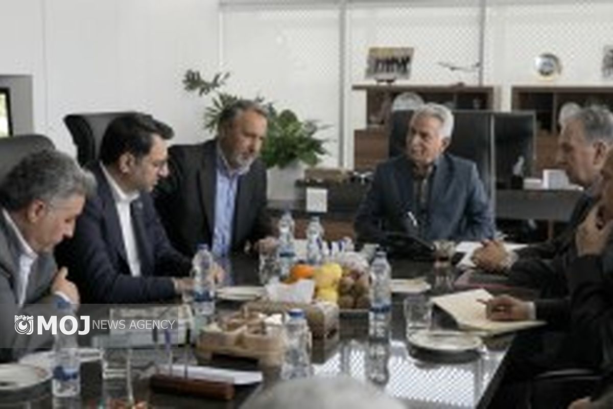 جلسه کبیری با کمیسیون عمران مجلس /کیش