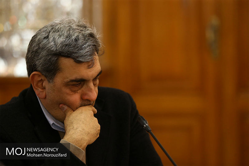 برای حل مشکلات مالی شهر از درآمدهای حاصل از پروانههای ساختمانی استفاده نمی کنیم