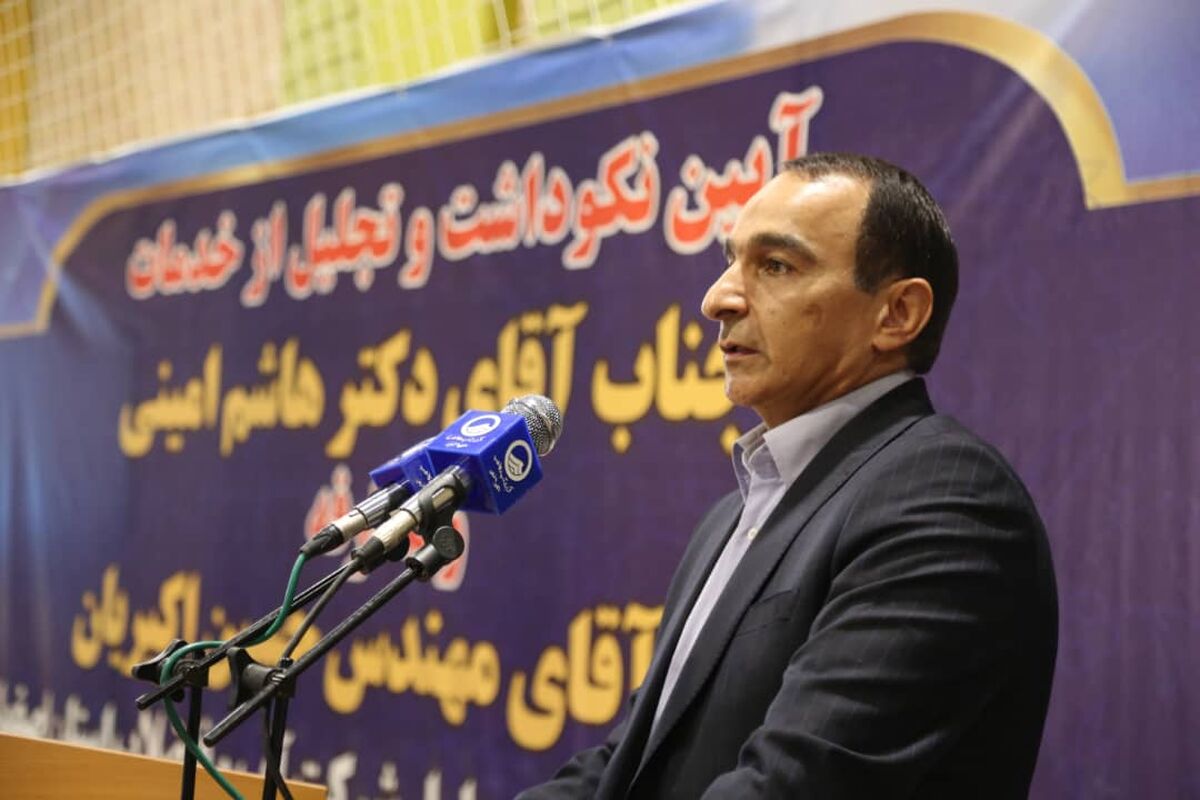 منصور شیشه فروش