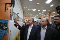 زنگ مهر با یاد شهدای دانش‌آموز با حضور وزیر بهداشت به صدا درآمد