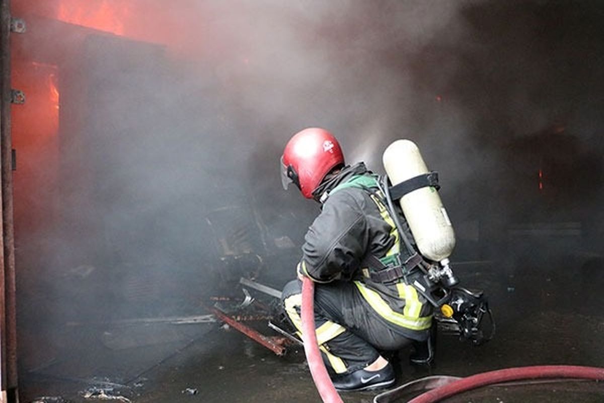 حریق در مجتمع بادگیران بندرعباس