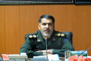 دشمن به دنبال القا و معرفی الگوهای خود به جامعه نوجوان و جوان جامعه است