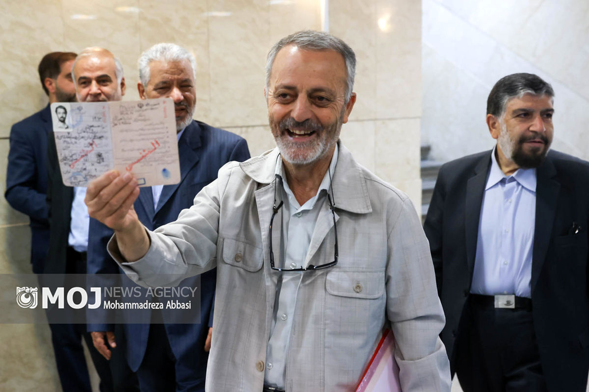 چهارمین روز ثبت‌نام داوطلبان نامزدی چهاردهمین دوره انتخابات ریاست جمهوری