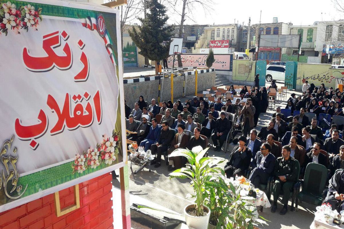 از تمام تریبون‌ها فریاد همبستگی سر زده شود