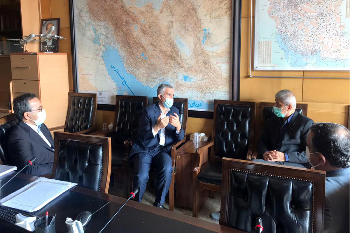 دیدار مدیرعامل ذوب آهن اصفهان با رضا آريان پور