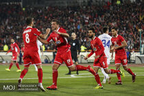 دیدار تیم های فوتبال پرسپولیس ایران و پاختاکور ازبکستان