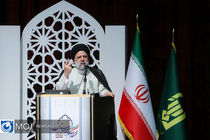 نماز جلوه عمل صالح را برای انسان سالک رقم می‌زند