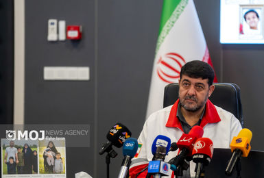 ۲۰ هزار نیروی هلال‌احمر آماده خدمت‌رسانی به زائران مراسم تشییع در قم هستند