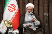 خانواده‌های شهدا و ایثارگران چشم و چراغ ملت هستند 