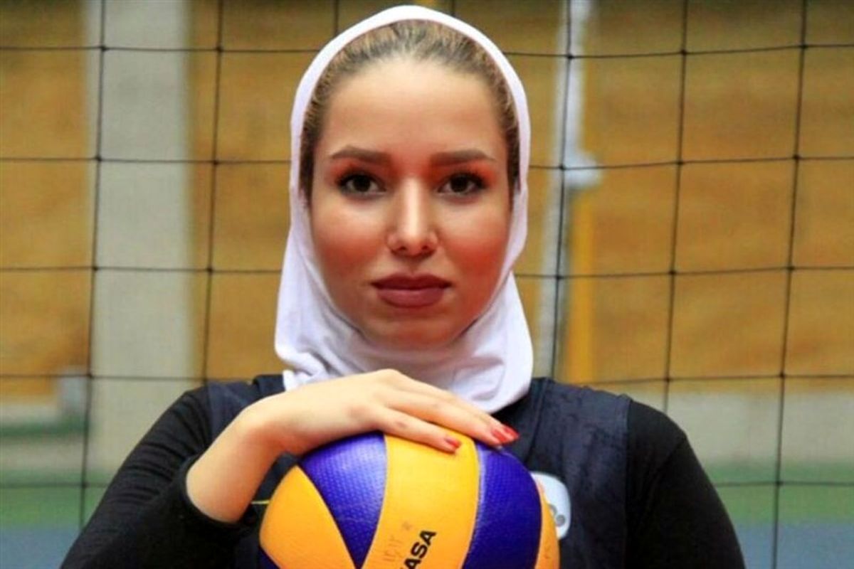 والیبالیست زن