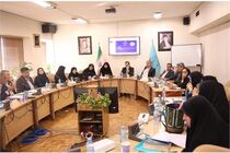 زن، نقش محوری در مدیریت خانواده و تربیت فرزند دارد