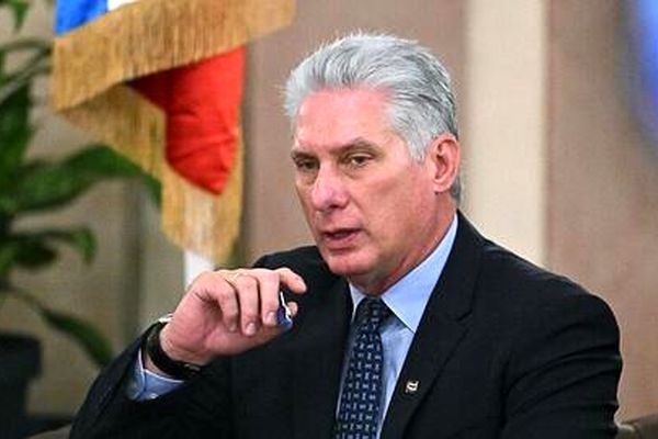 رئیس‌جمهور کوبا بر عدم تسلیم کشورش تحت فشار آمریکا تاکید کرد