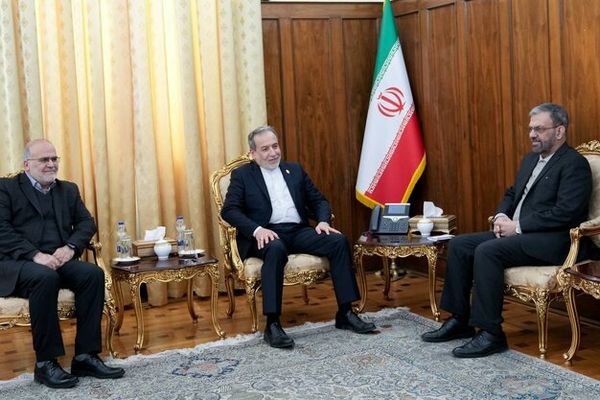 سفیر ایران در تاجیکستان با وزیر امور خارجه دیدار کرد