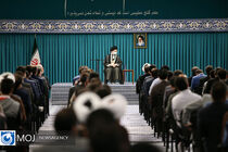 جوانان نخبه هر کجا باشند، امید خلق می‌کنند