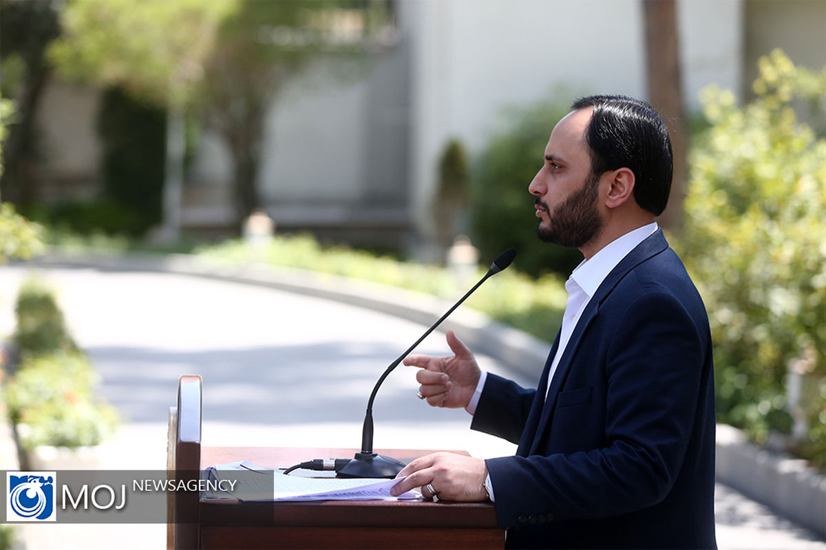 حاشیه جلسه هیات دولت - ۳۰ فروردین ۱۴۰۲