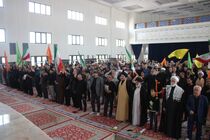فریاد «مرگ بر آمریکا و اسرائیل» در کیش پس از نماز جمعه +فیلم