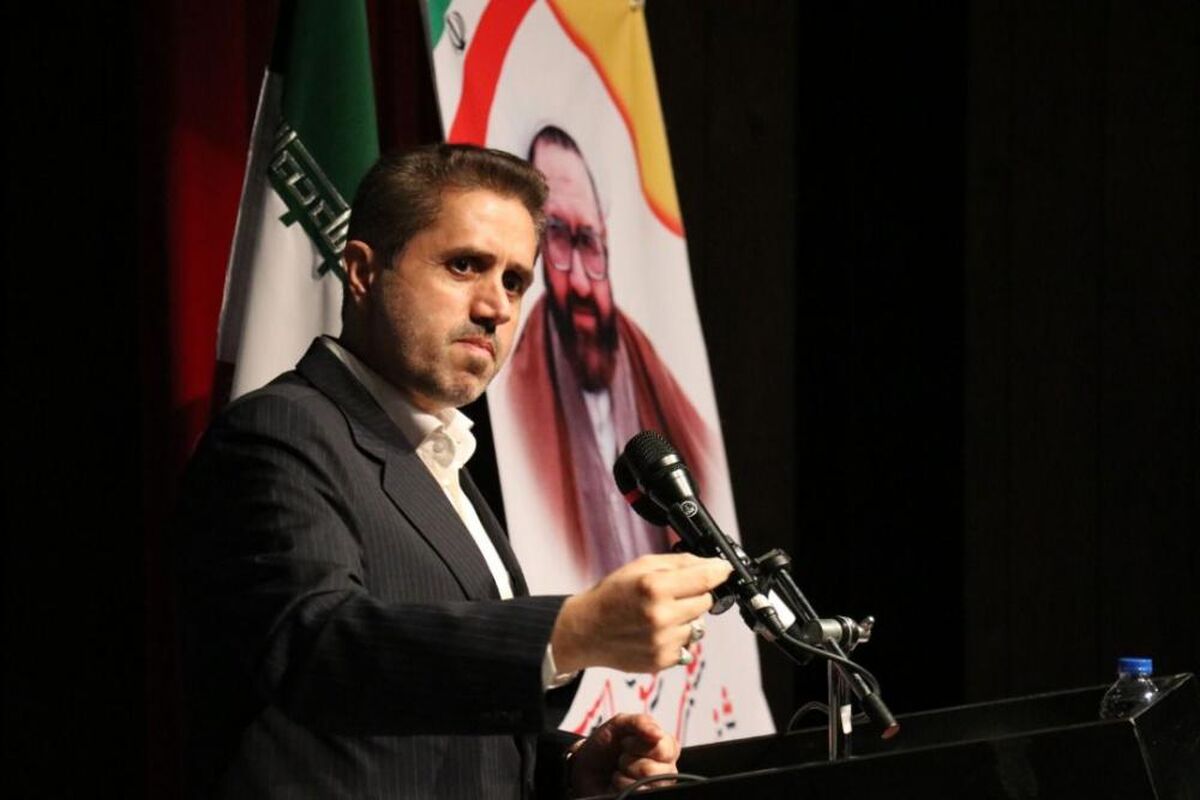 فرماندار رشت در همایش تجلیل از معلمین نمونه