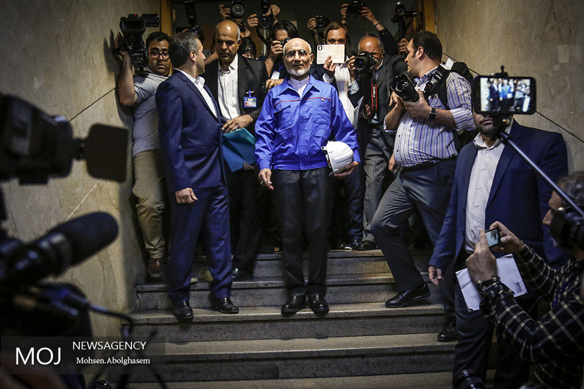 ثبت نام مصطفی میرسلیم در انتخابات دوازدهمین دوره ریاست جمهوری