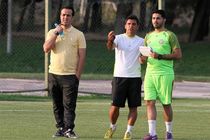 شکایت دستیاران علی کریمی از باشگاه نفت تهران