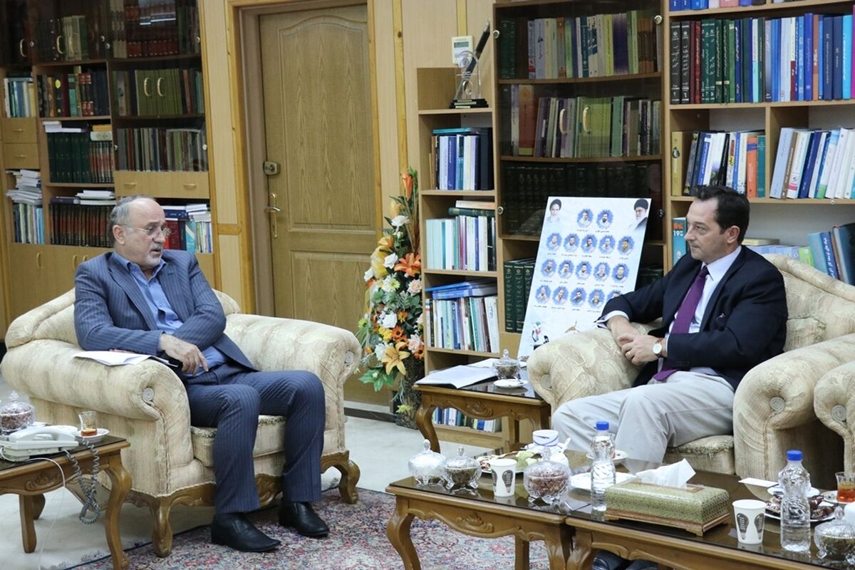 سفیر انگلستان