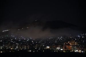 چندین انفجار پیاپی المزه دمشق را لرزاند