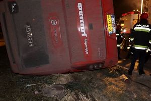 خواب آلودگی علت اصلی واژگونی اتوبوس تهران- شیراز