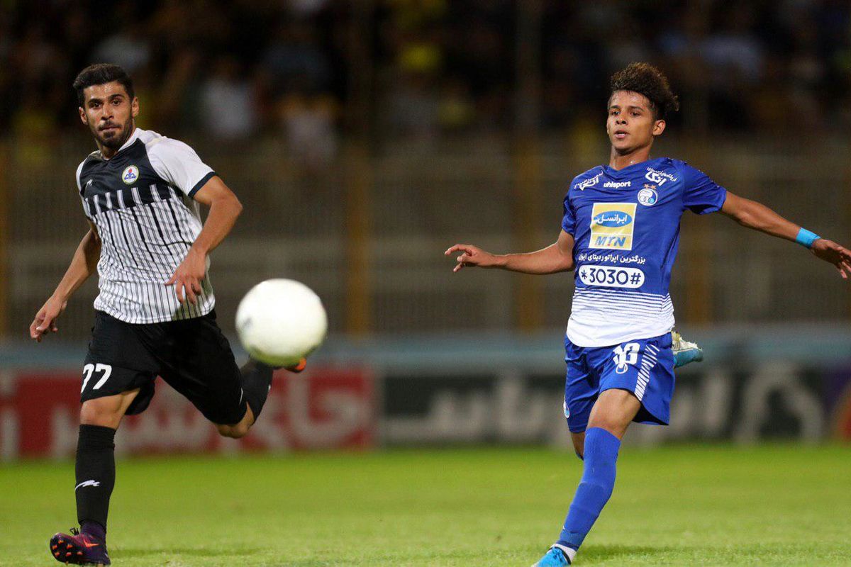 بازی استقلال و نفت مسجد سلیمان