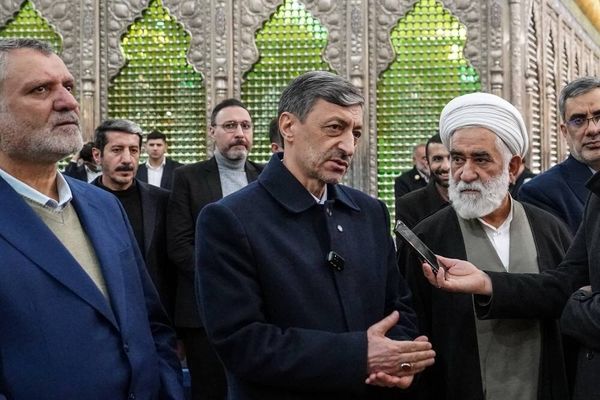 امام، مردم را رمز پیروزی انقلاب می‌دانست/ اتحاد مقدس ایرانیان بر هر تهدیدی پیروز است