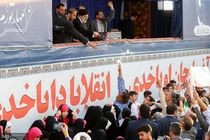 حضور رئیس جمهور در جمع پرشور مردم انقلابی تبریز + تصاویر 