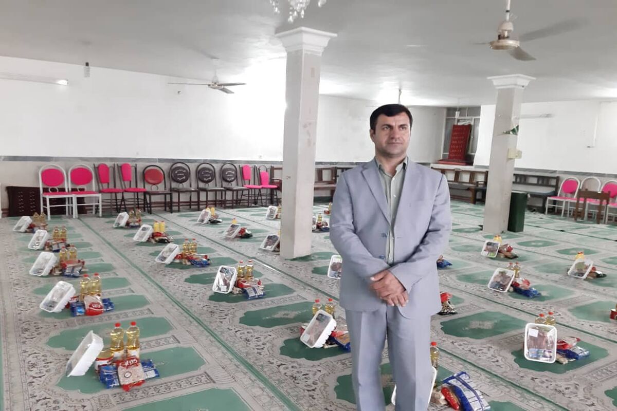 رضا اکبری