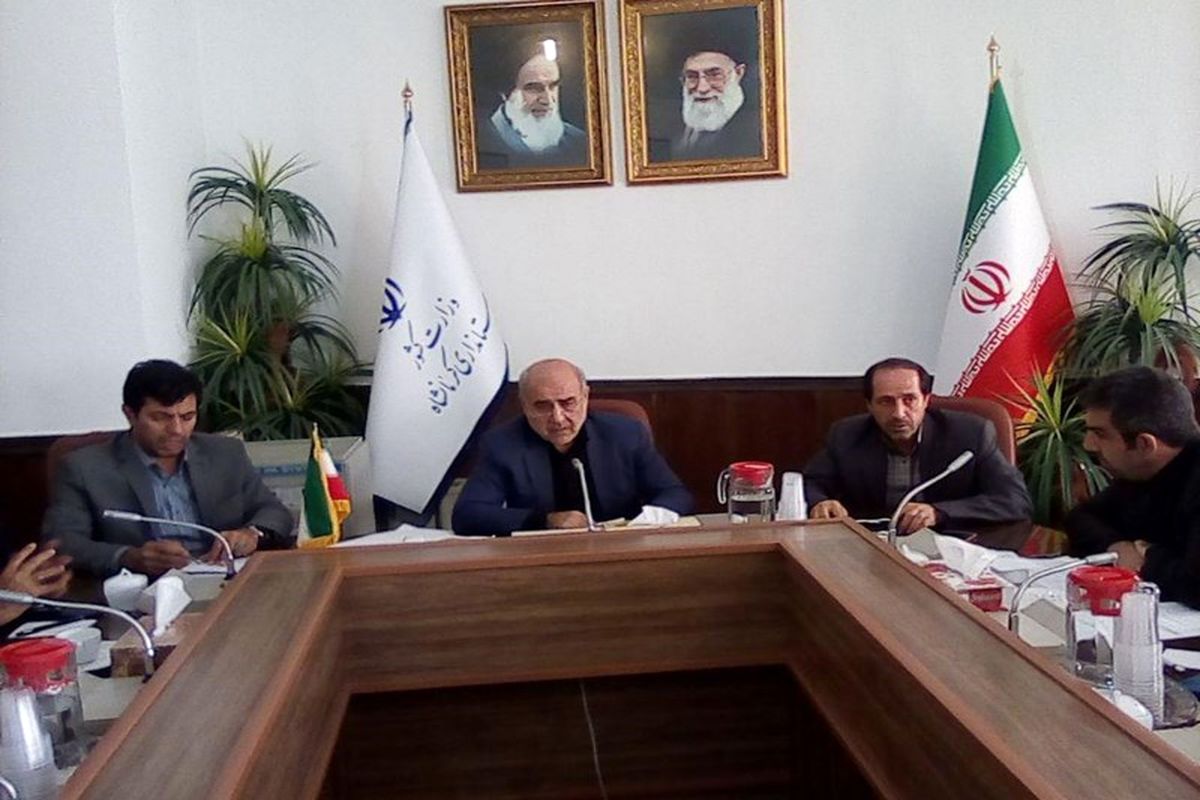 معاون سیاسی و امنیتی استانداري کرمانشاه