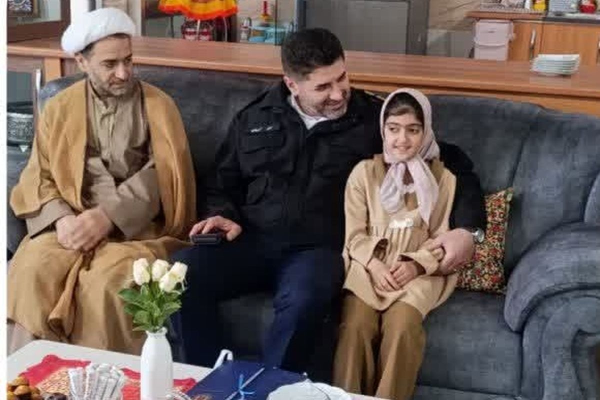 دیدار رئیس پلیس راه مازندران با خانواده شهید