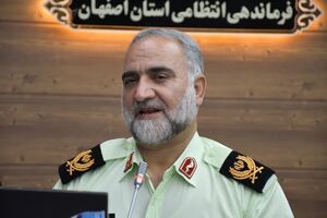 انهدام شبکه بزرگ قاچاق کالا به کشوردر اصفهان / 36 خودروی سبک و سنگین توقیف شد