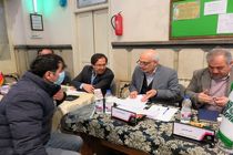 میز خدمت اداره کل امور مالیاتی استان قزوین در بازار برپا شد