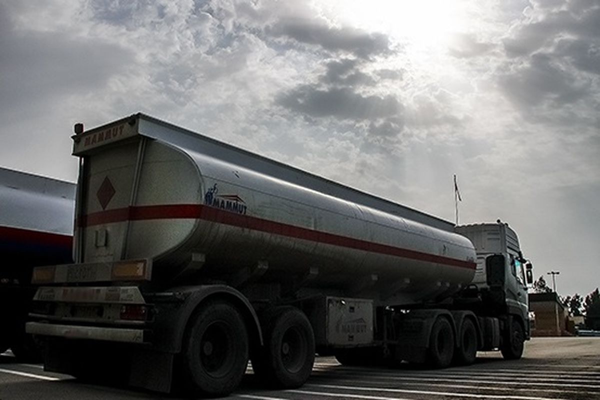 کامیون حامل سوخت قاچاق