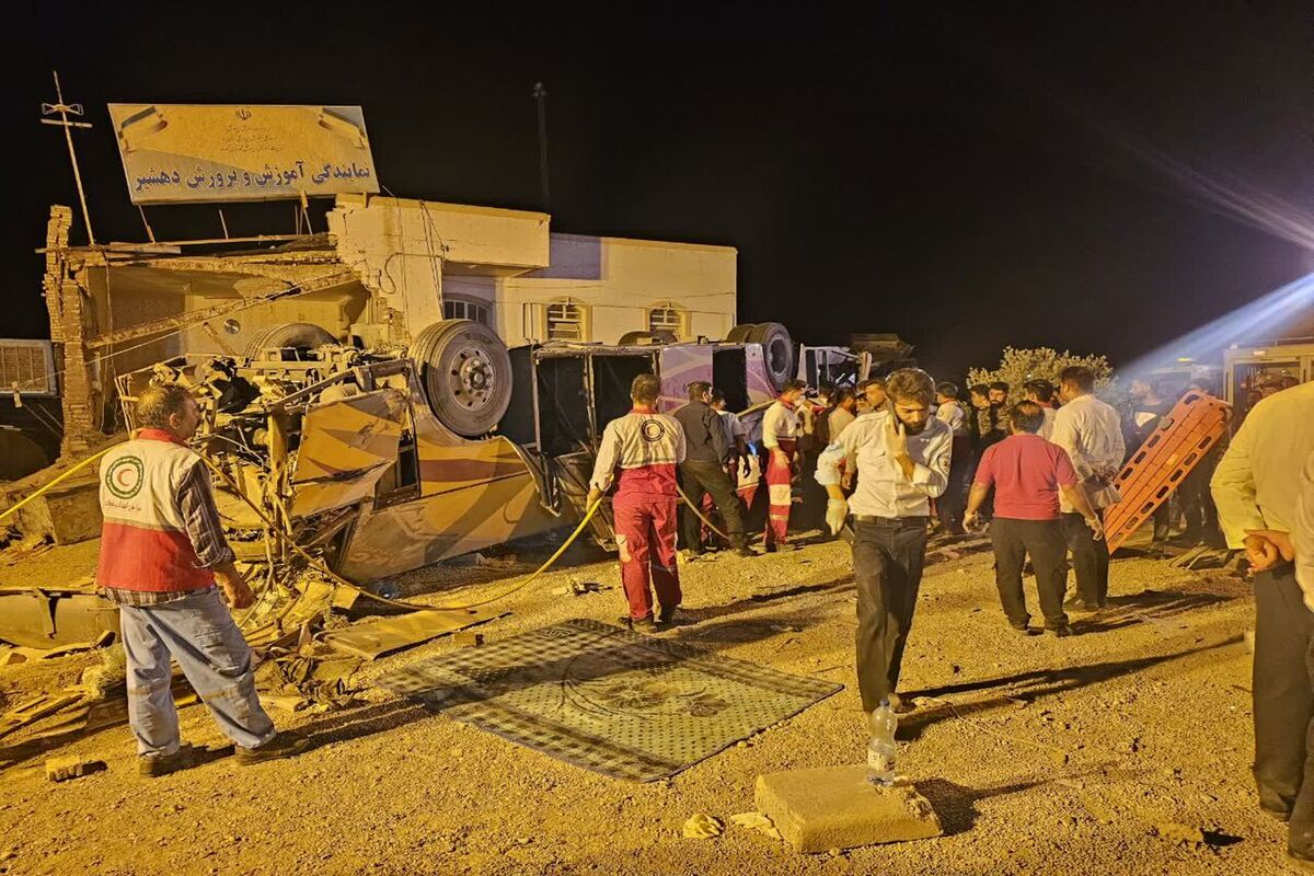 اتوبوس حامل زائران پاکستانی
