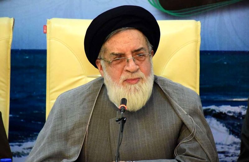 شهدا و ایثارگران سرمایه های اجتماعی کشور هستند