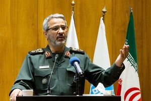 رئیس سازمان بسیج مستضعفین هفته نیروی انتظامی را تبریک گفت