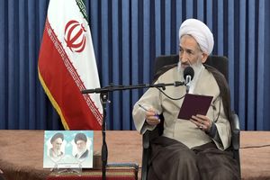 نشست عفاف و حجاب در مازندران با تأکید بر لزوم نظارت فرهنگی و تعیین ساعت کاری کافه‌ها برگزار شد