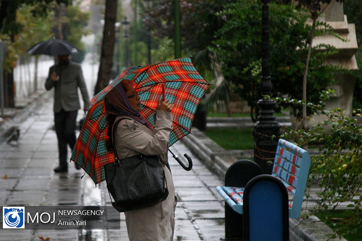 بارش باران پاییزی در تهران