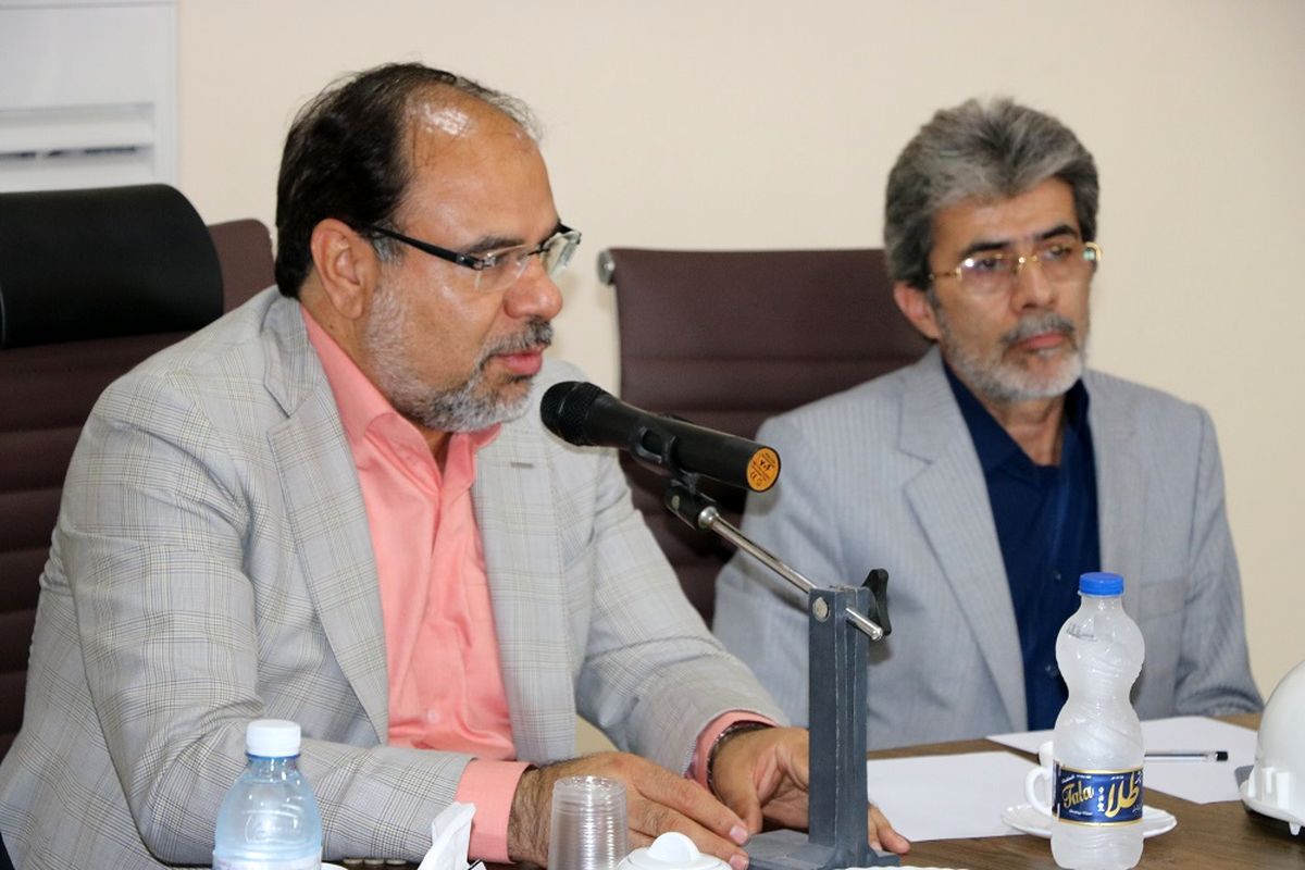 هوشنگ ملائی