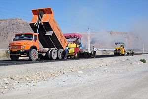تمامی روستاهای بخش بندزرک از راه آسفالت برخوردار خواهند شد