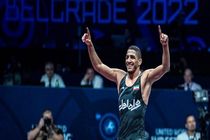 مدال طلایی بر گردن عموزاد/ ستاره نوظهور کشتی ایران
