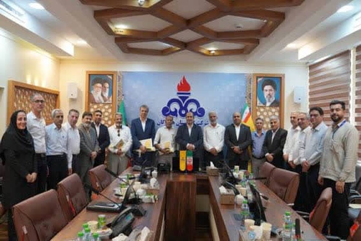 تجلیل از ایثارگران شرکت گاز 
