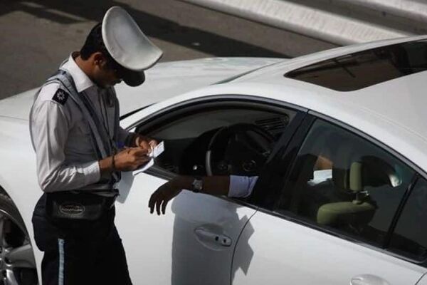 قانون ۴۶۵ هزار فقره تخلف رانندگی «عدم توجه به جلو» در تهران اعمال شد