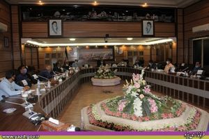 بازدید فرماندار یزد از پروژه های جاده سلامت، مدارس و بیمارستان ها 