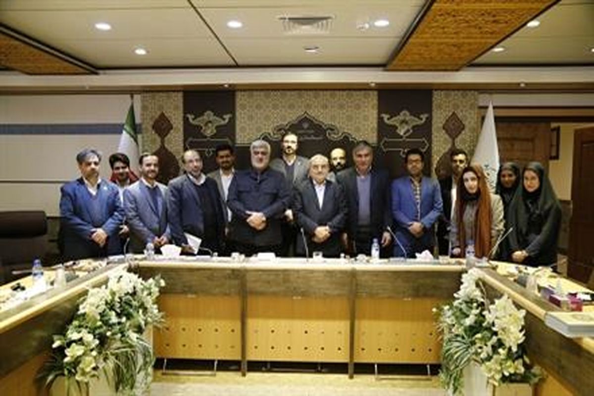 استاندار قم