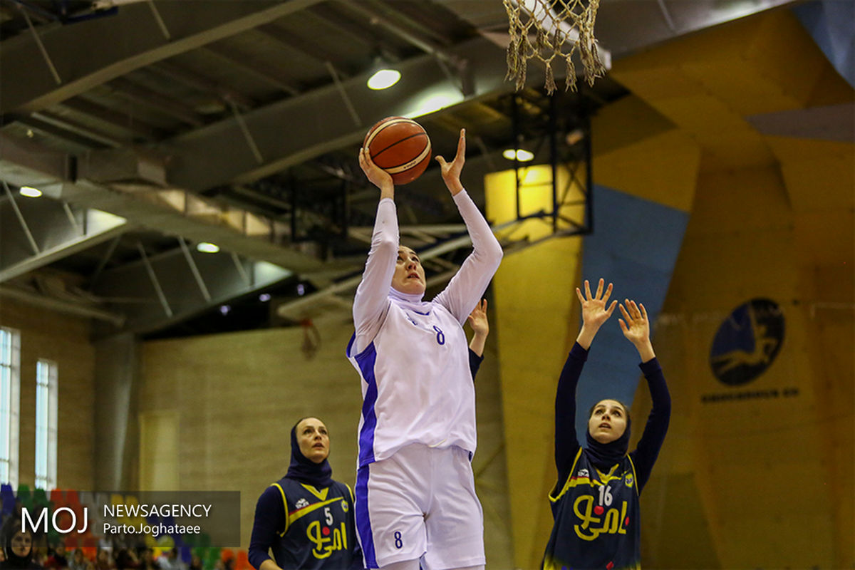 فینال مسابقات لیگ برتر بسکتبال بانوان بین تیم های نامی نو اصفهان و دانشگاه آزاد