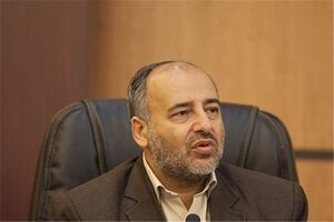 تاوان سو مدیریت در خودروسازی را مردم می پردازند/97 درصد کل صنایع ایران قادر به صادرات نیستند