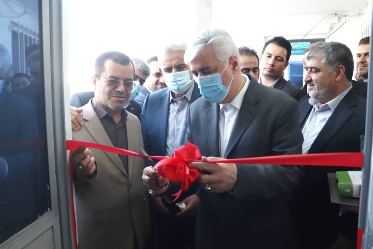 وزیر ورزش و جوانان